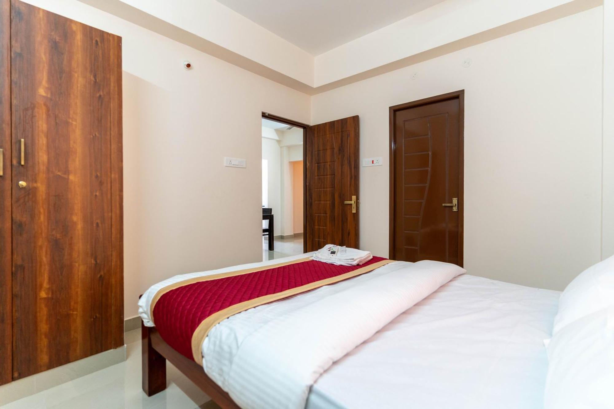 Aishwaryam Service Apartment Chennai Exterior foto